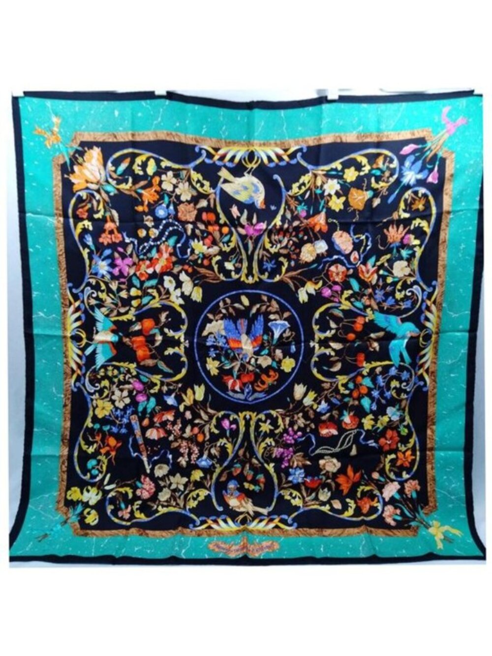 Authentic Hermès Pierres d’Orient Silk Carré 90 Scarf - Picture 2 of 10